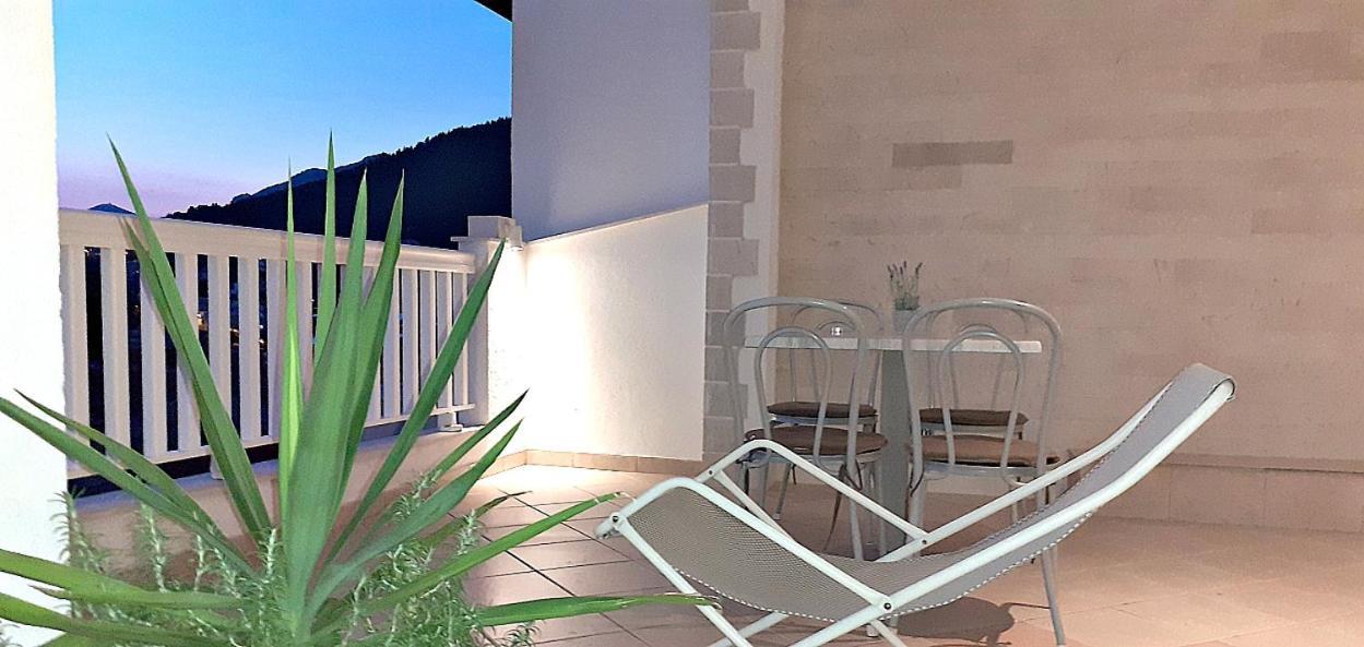 Apartments Villa Bonaca Baška Voda Zimmer foto