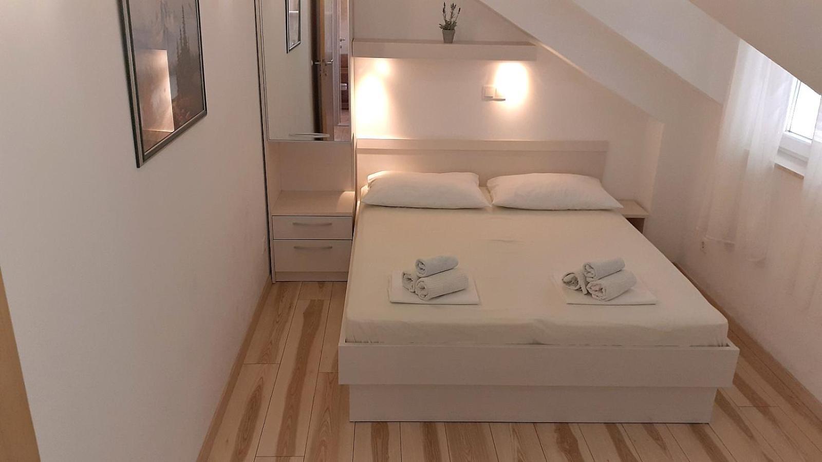 Apartments Villa Bonaca Baška Voda Zimmer foto
